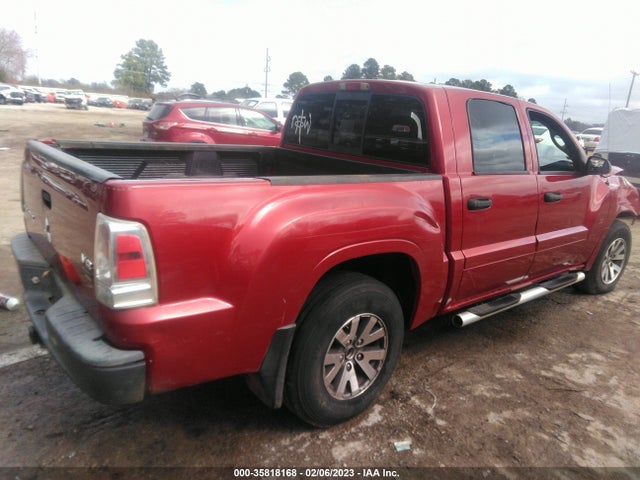 1Z7HC28P57S171014 Mitsubishi Raider Se