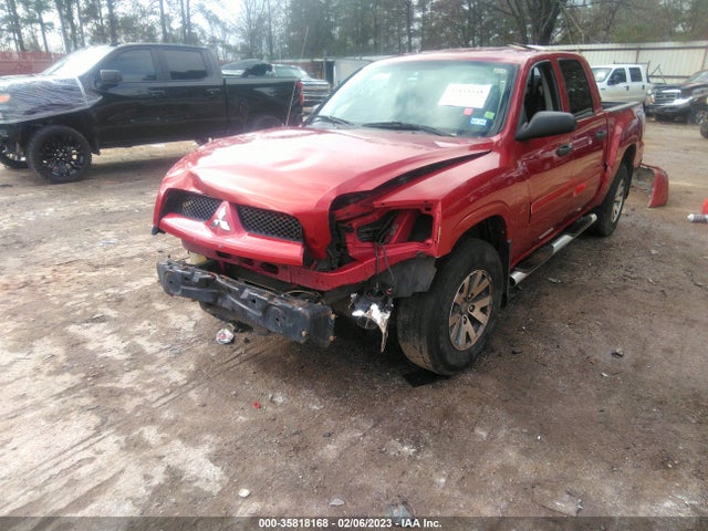 1Z7HC28P57S171014 Mitsubishi Raider Se