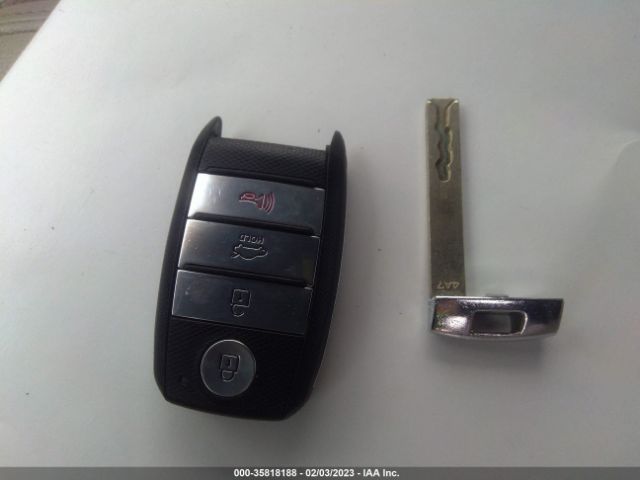 5XXGU4L30GG062653 KIA OPTIMA EX