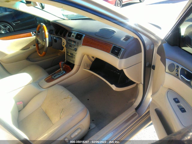 2005 LEXUS ES 330 VIN: JTHBA30G755075534