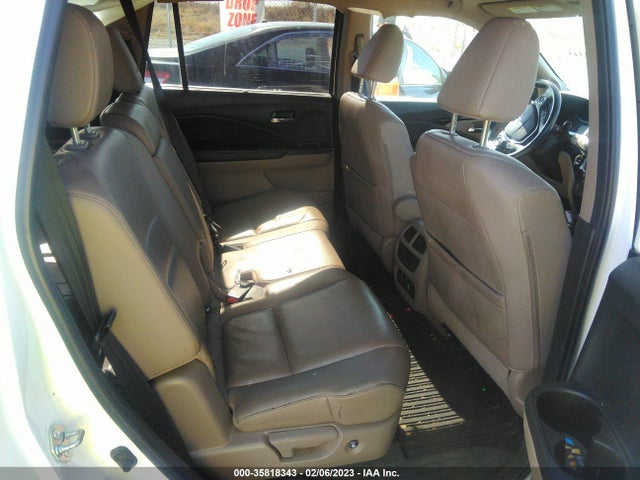 Honda Pilot Touring 2016 5FNYF6H92GB057030 Image 8