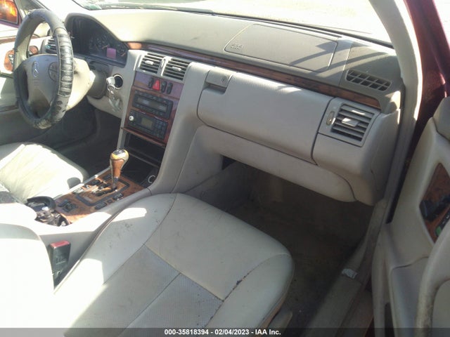 2000 MERCEDES-BENZ E-CLASS VIN: WDBJF70J8YA990842