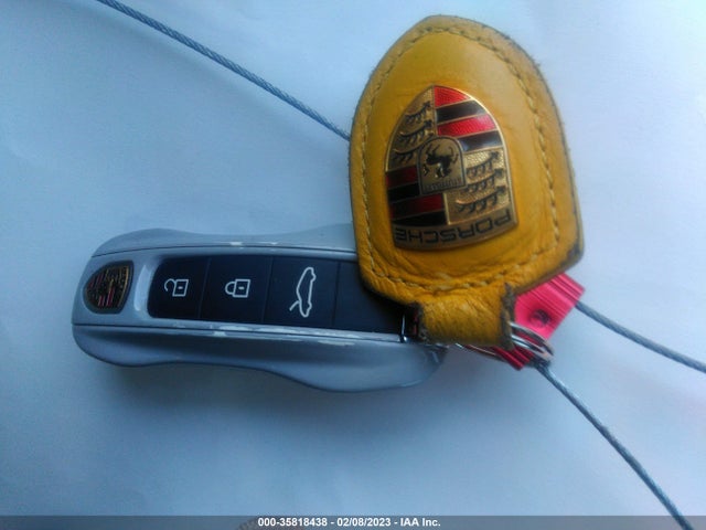 2021 Porsche 911, VIN: WP0AB2A99MS222750