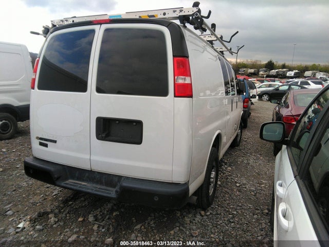 Chevrolet EXPRESS CARGO VAN 2019 1GCWGAFG4K1322573 Image 5