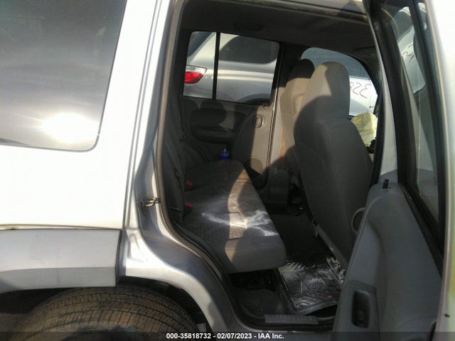 2007 JEEP LIBERTY SPORT VIN: 1J4GL48K97W533209