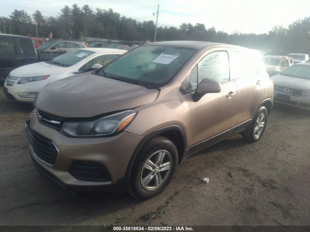 Chevrolet TRAX LS 2018 3GNCJNSB2JL326173 Image 2