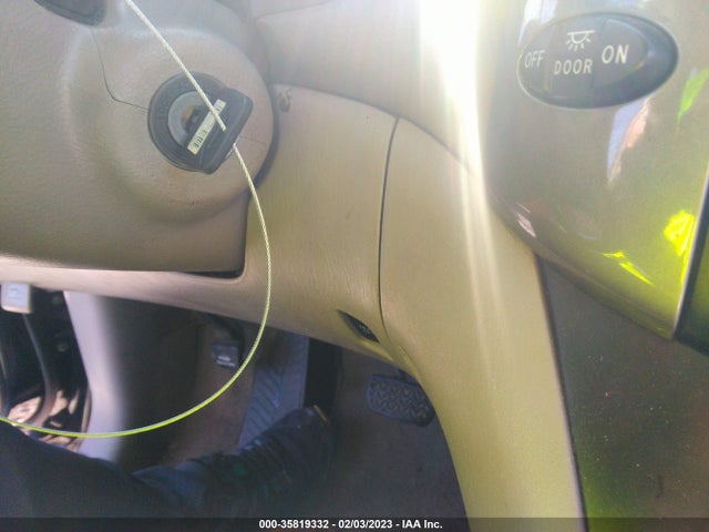 2010 TOYOTA SIENNA CE/LE VIN: 5TDKK4CC5AS322504