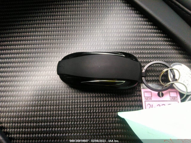 2020 Tesla Model X, VIN: 5YJXCAE46LF250369