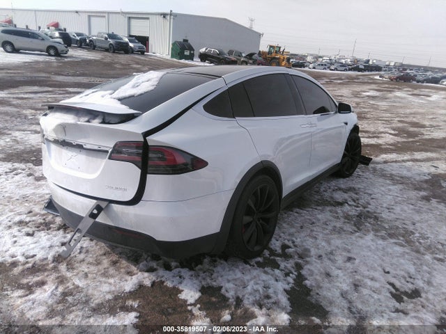 2020 Tesla Model X, VIN: 5YJXCAE46LF250369