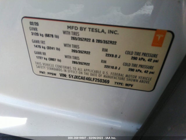 2020 Tesla Model X, VIN: 5YJXCAE46LF250369
