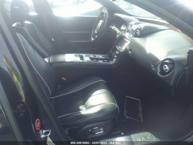 SAJWA1CB1BLV10371 Jaguar XJ