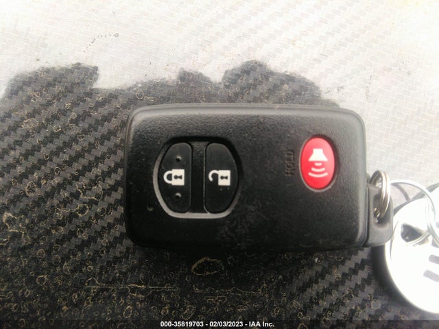 2015 Toyota Prius, VIN: JTDZN3EU5FJ035397