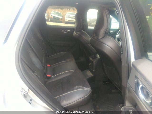 YV4BR0DM1K1379984 Volvo Xc60 Hybrid T8 R-design