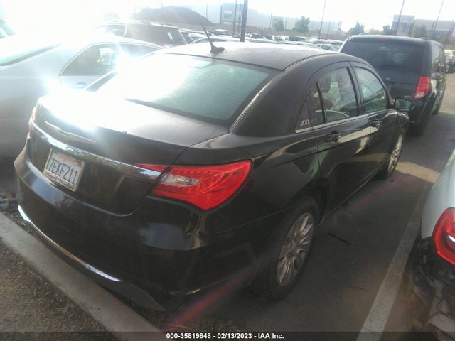 1C3CCBAB1EN212825 Chrysler 200 LX