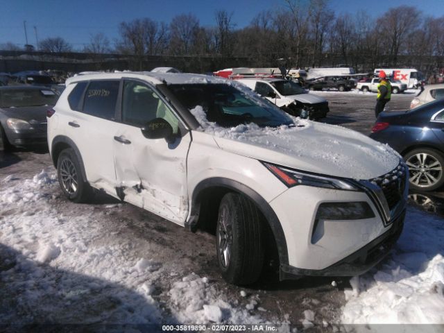 JN8AT3AB5MW207827 Nissan Rogue S Intelligent Awd