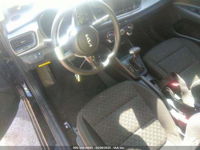 3KPA24AD1NE501601 KIA RIO LX