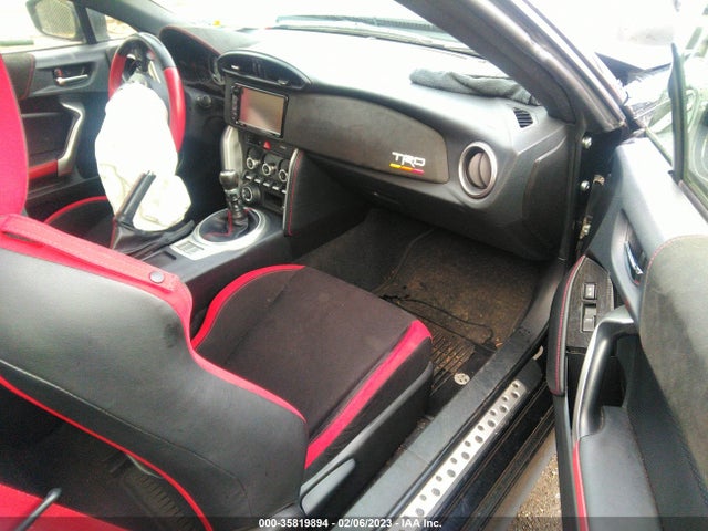 2019 Toyota 86, VIN: JF1ZNAE1XK9700984