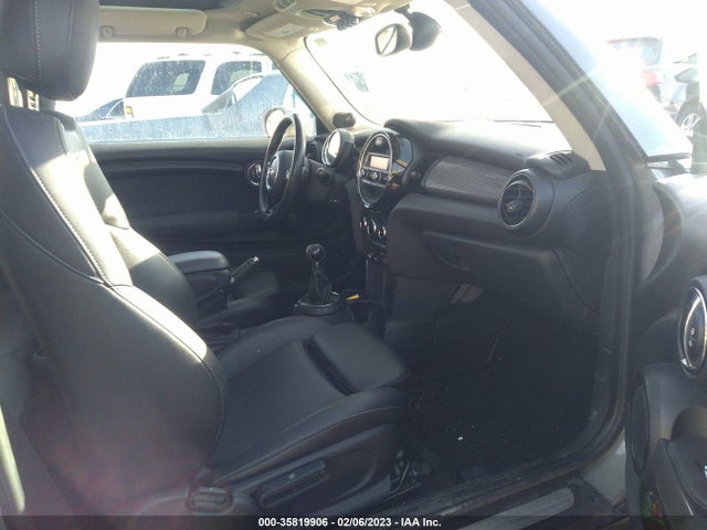 2016 Mini Cooper, VIN: WMWXP5C54G2D70736