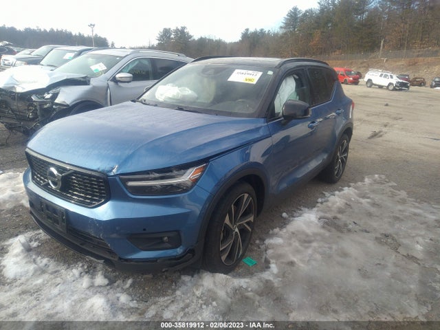 2021 Volvo XC40, VIN: YV4162UM7M2410104