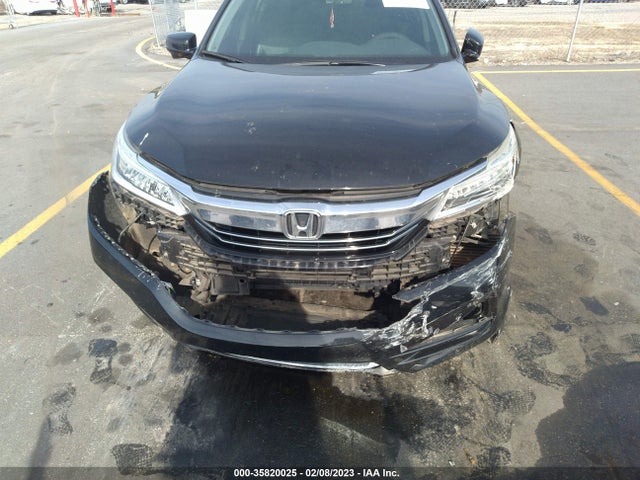 2017 Honda Accord, VIN: JHMCR6F75HC030453