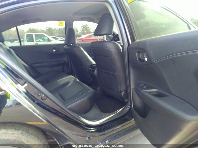 2017 Honda Accord, VIN: JHMCR6F75HC030453