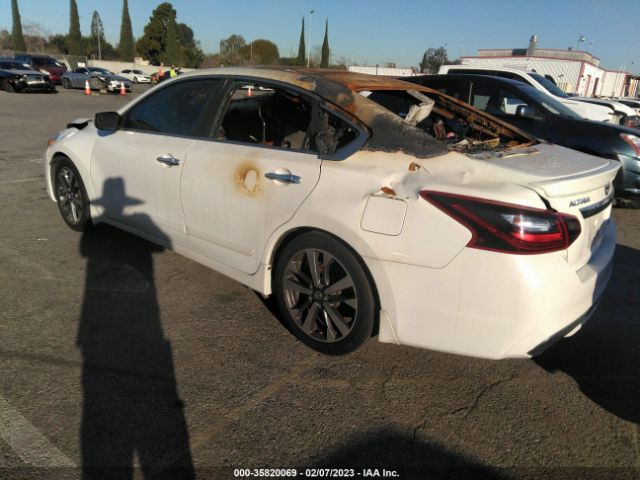 1N4AL3AP4HC149942 Nissan Altima 2.5 Sr