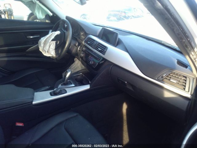 WBA8E1G53HNU15322 BMW 3 Series 320i