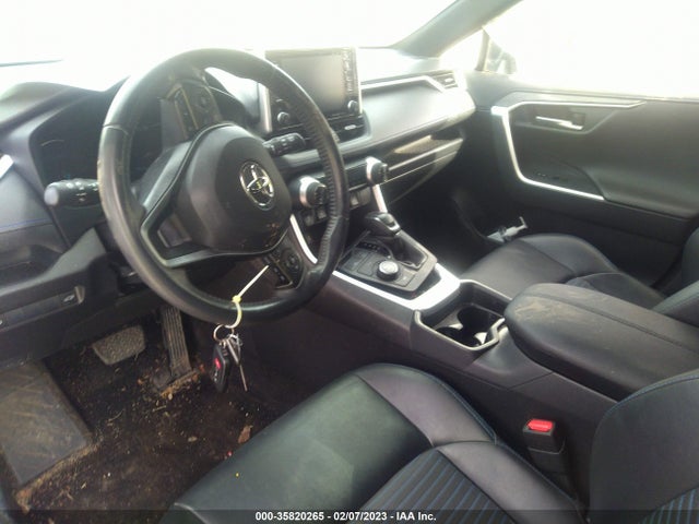 2020 Toyota RAV4, VIN: JTMEWRFV6LJ033773