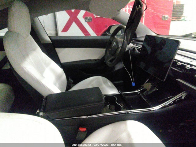 Tesla Model 3 Long Range 2018 5YJ3E1EBXJF074429 Image 6