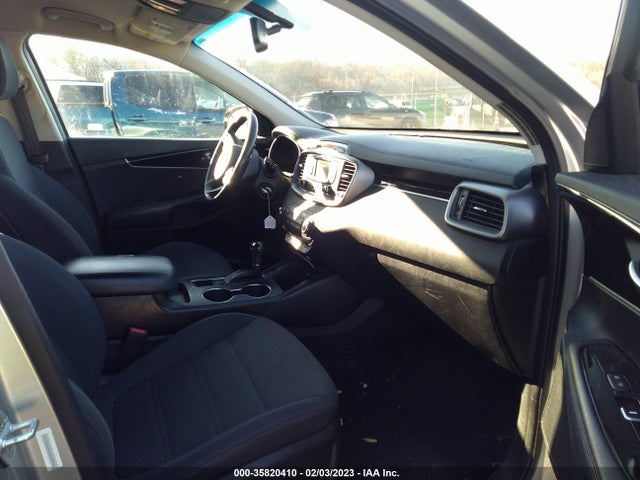 2016 Kia Sorento, VIN: 5XYPG4A31GG020935