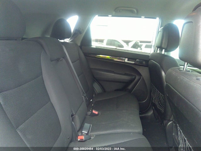 2015 KIA SORENTO LX VIN: 5XYKT4A68FG593412
