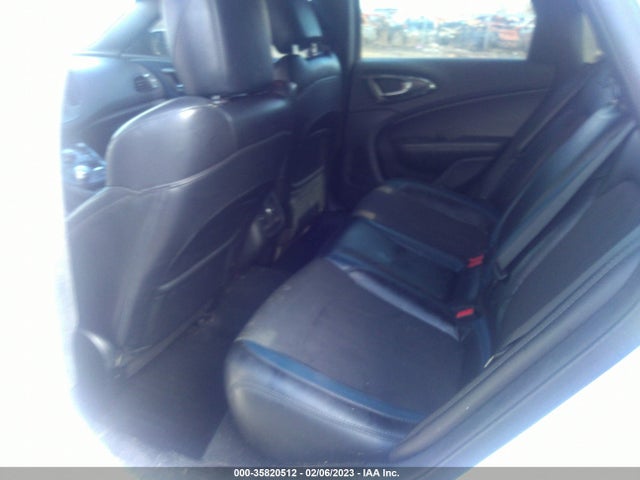 Chrysler 200 S 2015 1C3CCCBG9FN600516 Image 8