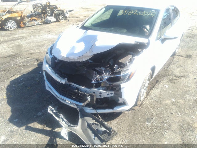 Chevrolet CRUZE LT 2017 1G1BE5SM7H7230119 Image 6