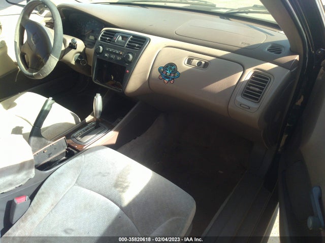 2001 HONDA ACCORD SDN VP VIN: 1HGCF86671A045309