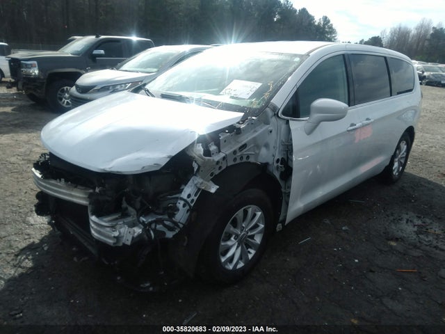 Chrysler Pacifica Touring Plus 2018 2C4RC1FG3JR279007 Image 2