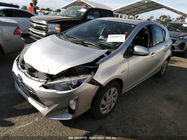 Toyota Prius C One/two/three/four 2015 JTDKDTB39F1105919 Image 2