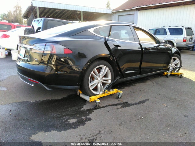 Tesla Model S Performance 2013 5YJSA1DP8DFP13058 Image 4