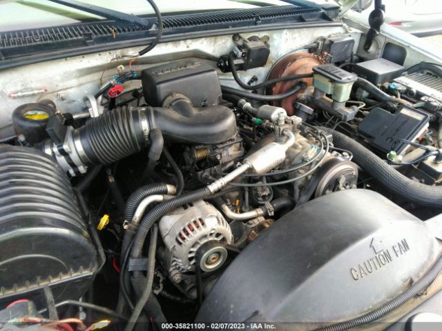 3GKFK16RXXG512231 GMC Suburban