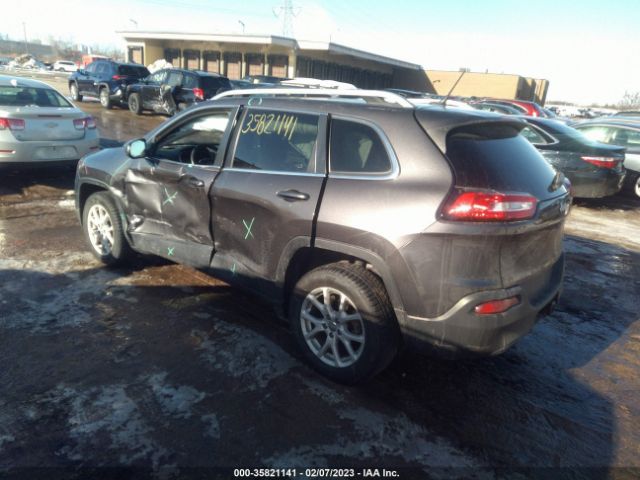 1C4PJLCB5HW642300 Jeep Cherokee Latitude