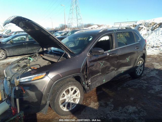 1C4PJLCB5HW642300 Jeep Cherokee Latitude