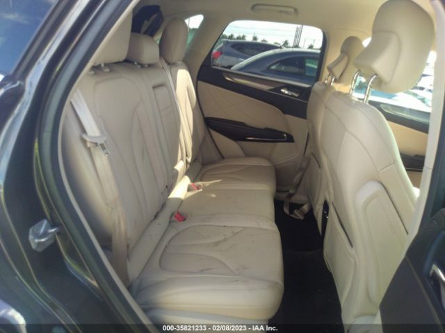 5LMCJ1C9XHUL27545 Lincoln Mkc Premiere