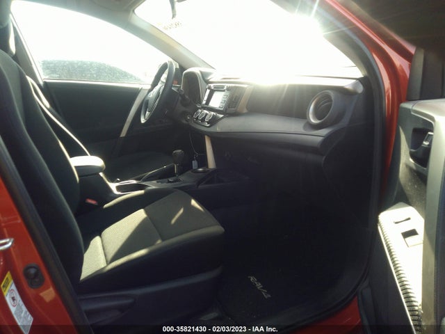 2015 Toyota RAV4, VIN: 2T3BFREV7FW255961