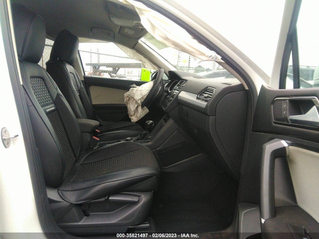 3VV0B7AX5JM119631 Volkswagen TIGUAN S