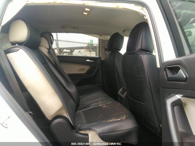 3VV0B7AX5JM119631 Volkswagen TIGUAN S