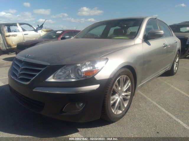 Hyundai Genesis 2010 KMHGC4DF9AU105850 Image 2