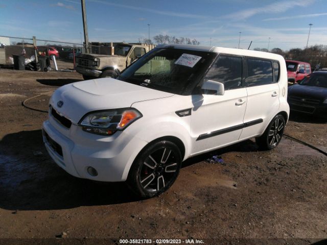 KNDJT2A22B7727111 KIA SOUL +