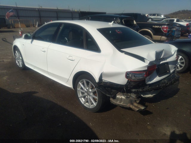2016 Audi A4, VIN: WAUBFAFL9GN008817