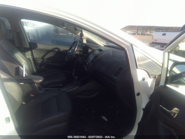 KNAFZ4A82F5318786 KIA FORTE EX