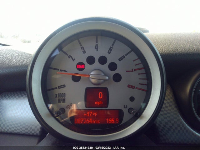 2010 MINI COOPER S WMWMF7C54ATX45671 Photo 6