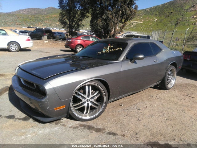 Dodge Challenger 2012 2C3CDYAG0CH106268 Image 2